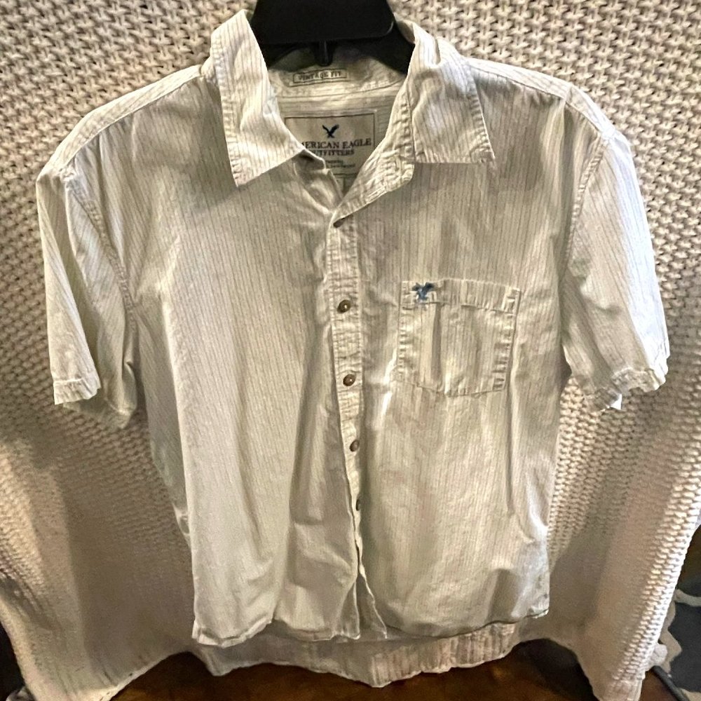 American Eagle Button Down